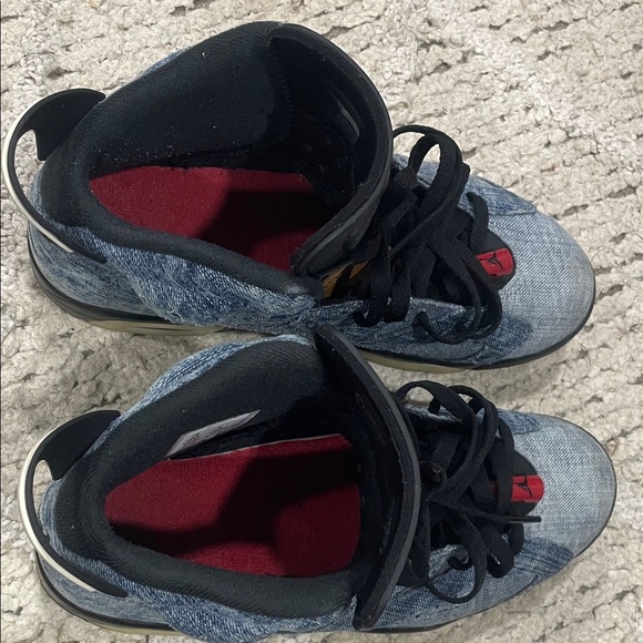 Jordan 6 Denim washed Sneakers with Black Accents size 7.5 - Picture 5 of 10